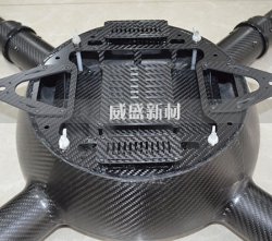 無人機(jī)機(jī)架采用碳纖維材質(zhì)的優(yōu)勢表現(xiàn)在哪里？